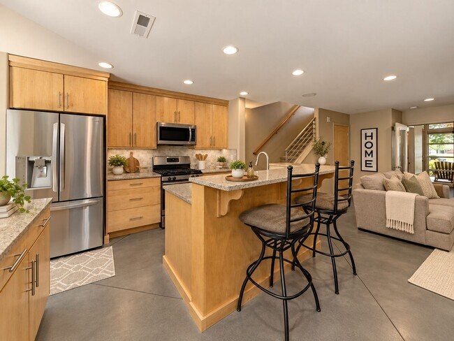 10267 W Carlton Bay Dr