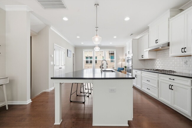 Photo - 507 Upper Stone Cir