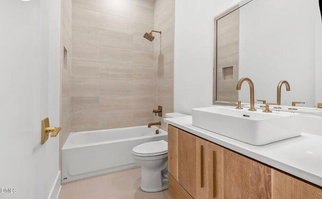 Photo - 1506 Dexter St