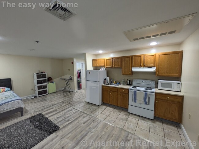 15 Pearl St Unit 22