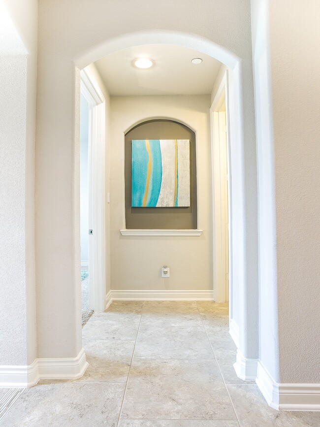 Photo - 9018 Meacom Dr