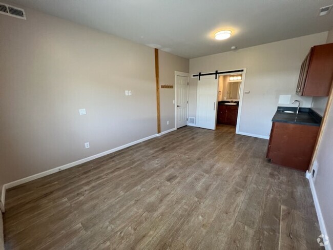 Building Photo - 215 W Whitman St Unit 215 W Whitman St #B Rental