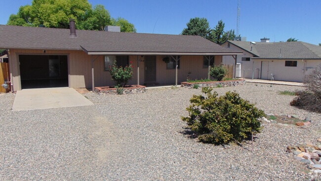 Building Photo - 4720 N Spring Dr Rental