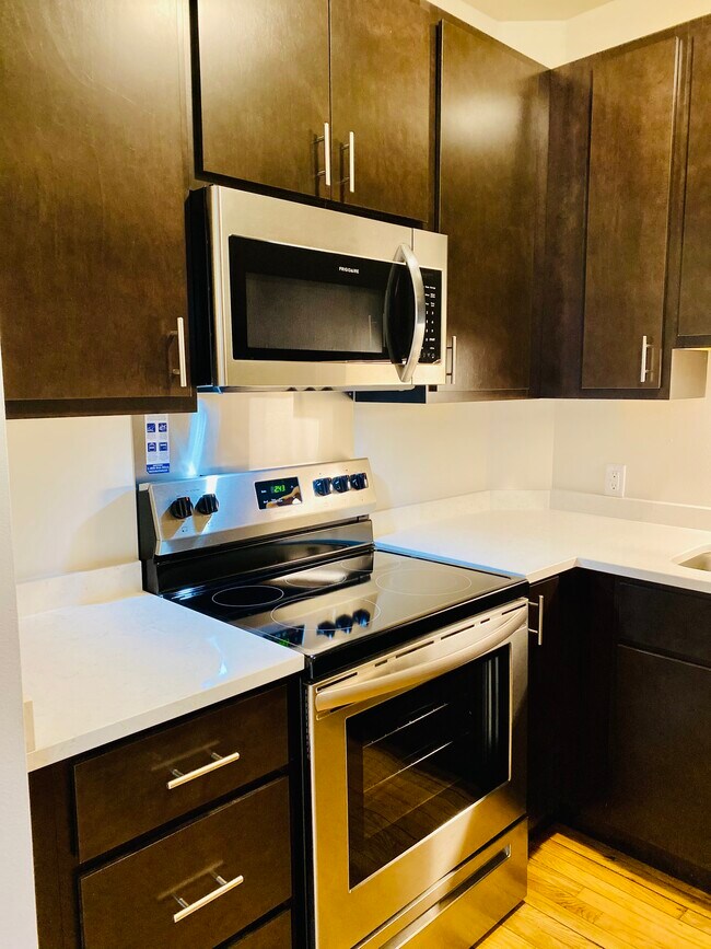 Cardinal Apartments Madison, WI