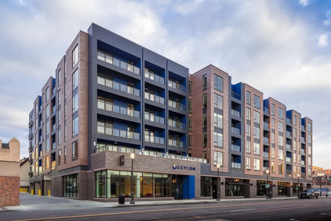 Located at the corner of Central and Maryland - Ceylon Rental