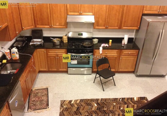 Photo - 10 Moreland St Unit 2