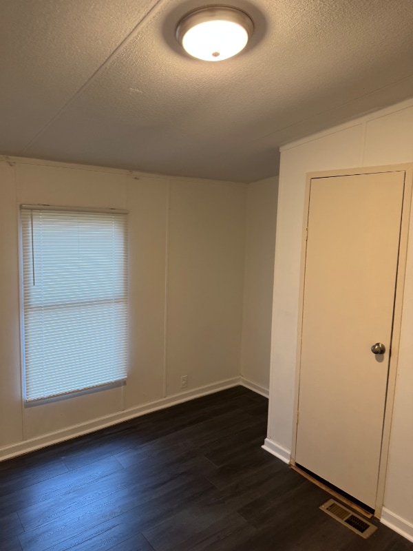 Photo - 2610 Crane Ln