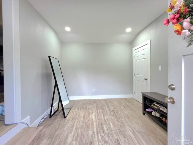 Photo - 18 Milton Rd