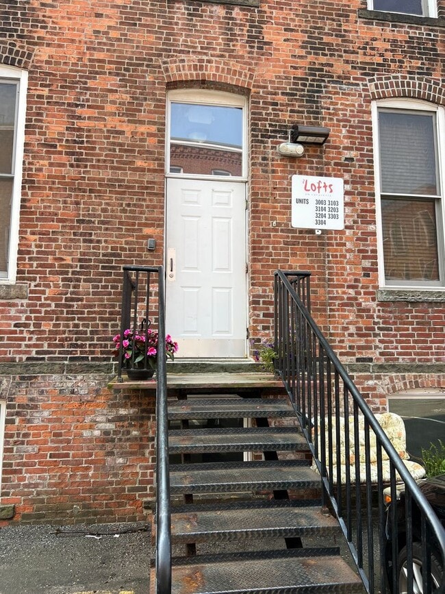 Building Photo - 325 Lafayette St Unit 3103