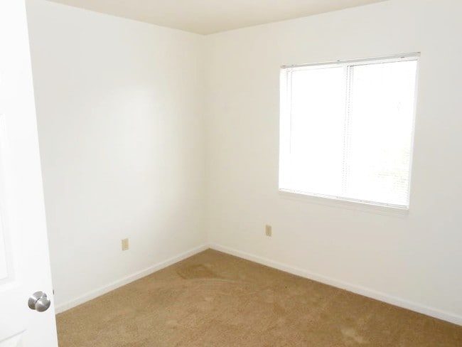 Photo - Philip C. Dean Apartments