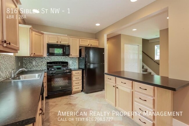 Photo - 816 Sibley St NW Unidad 1