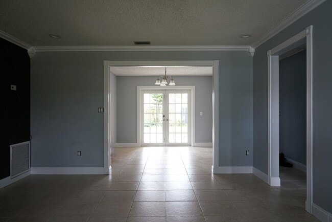 Photo - 11138 Ladino St