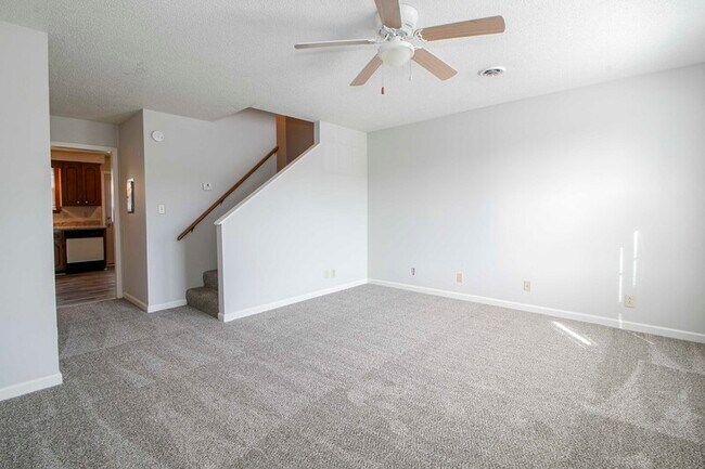 Photo - 814-A Golfview Place