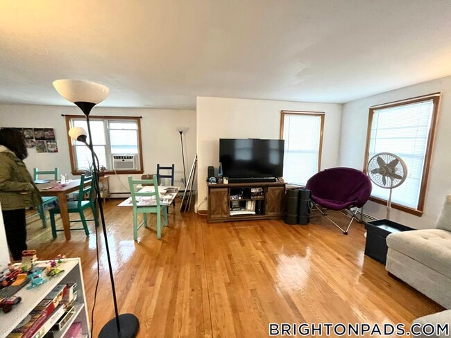 Photo - 66 Brooks St Unidad 3