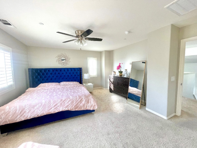 5615 Garibaldi Way
