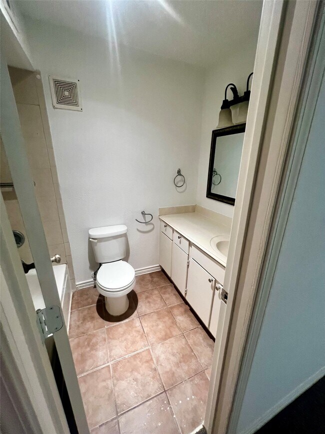 Photo - 3300 Pebblebrook Dr Unit 89