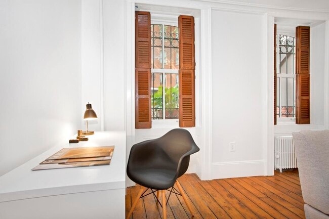 Photo - 100 Mercer St