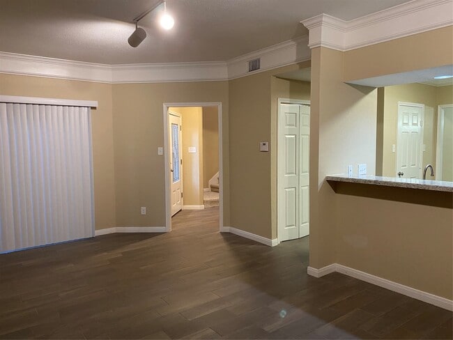 Photo - 12625 Memorial Dr Unidad 137