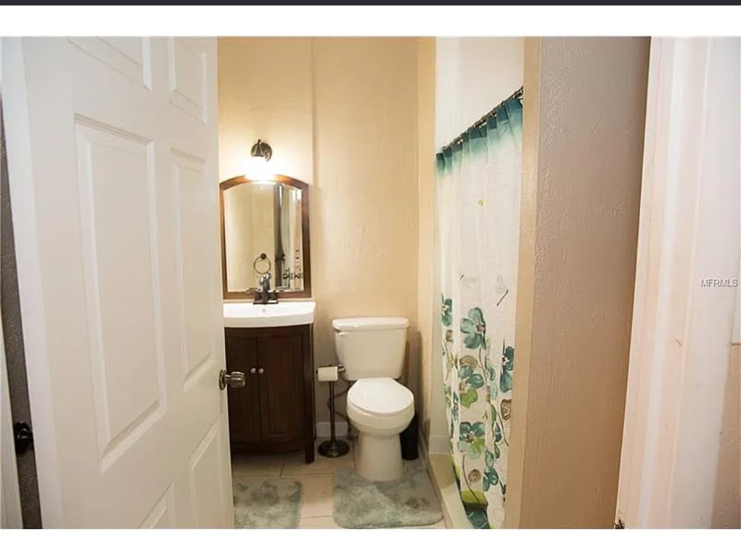 Photo - 137 Grace St