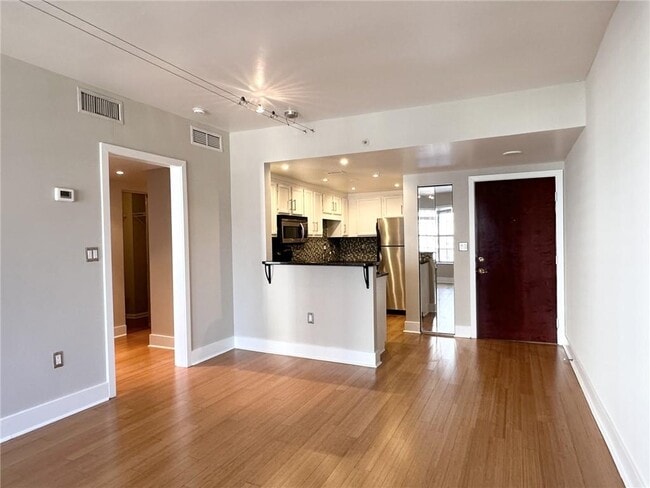 Photo - 199 14th St NE Unit 1609