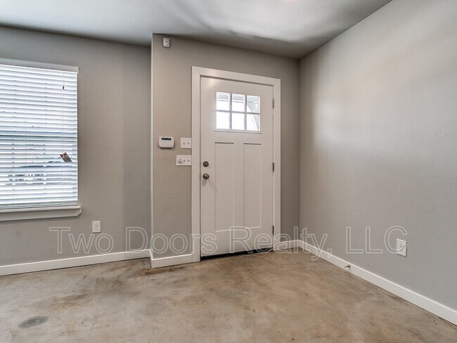 Photo - 2801 N Kentucky Ave