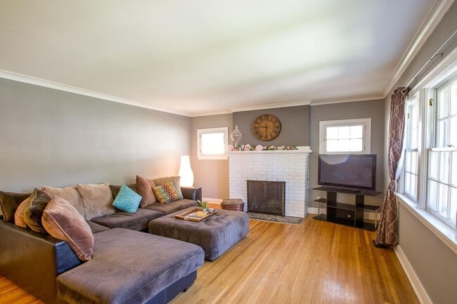 Photo - Charming Craftsman Just Steps from Manito Park!