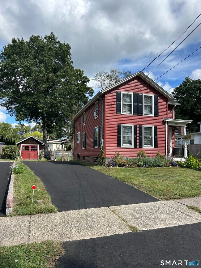168 Hartford Ave