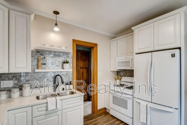 Photo - 3935 Fremont Ave N