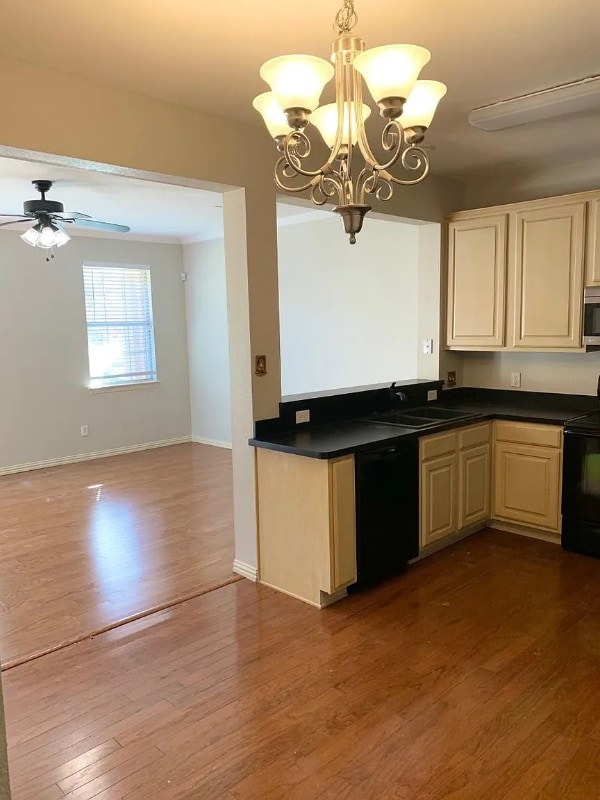 Photo - 3219 Carlisle St