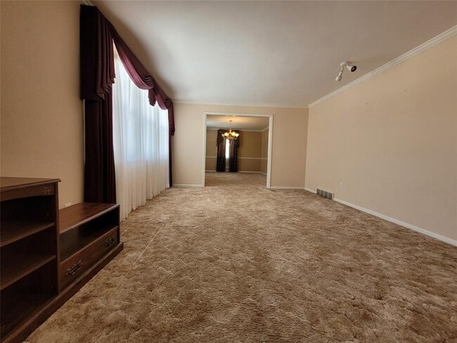 Photo - 45 Kenilworth Rd