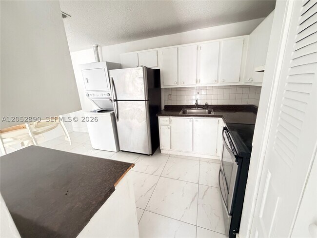 Photo - 5307 NW 23rd St Unit 176
