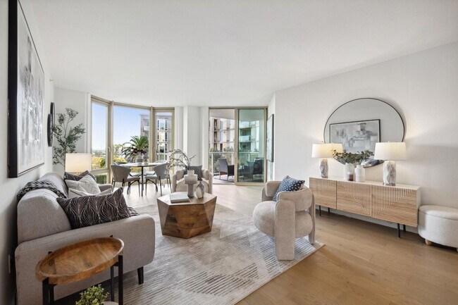 2BR/2BA Remodeled Condo in the Towers! NEW... - 2BR/2BA Remodeled Condo in the Towers! NEW...