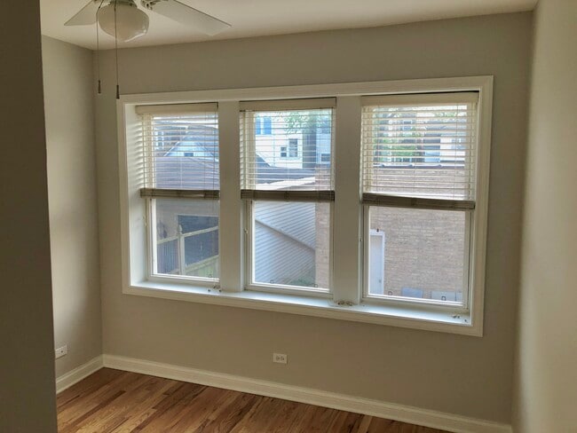 Photo - 3910 N Bernard St Unidad 1W