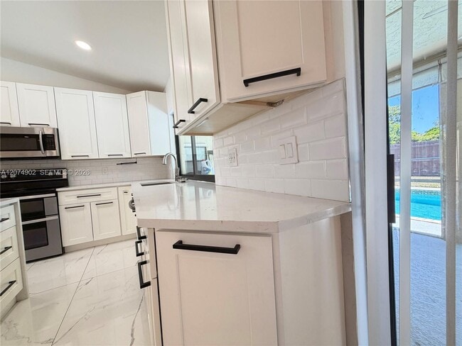 Photo - 20888 Sugarloaf Ln