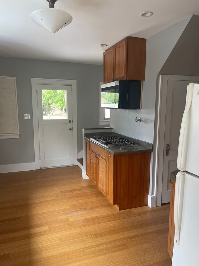 Photo - 3935 NE 15th Ave