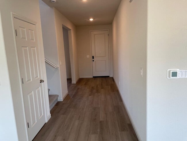 Photo - 2943 Girdwood St