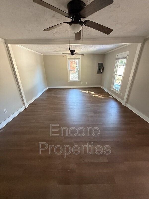 Photo - 2003 Burnett Ave