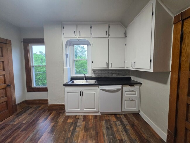 Photo - 750 Baker St Apartment Unit #A