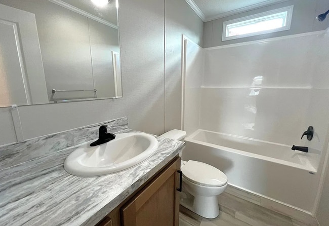 Photo - 6588 N Hampshire Dr