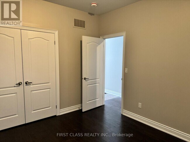 Photo - 9 Washburn Path