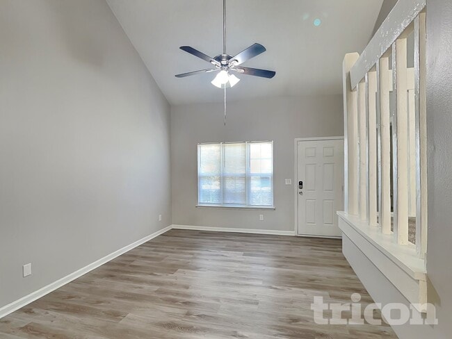 Photo - 12360 Hennigan Pl Ln