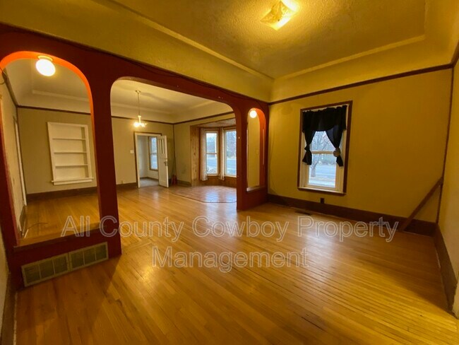 Photo - 418 S 6th St Unit Apt. A