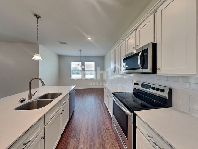 Photo - 6086 Little Blf Cir