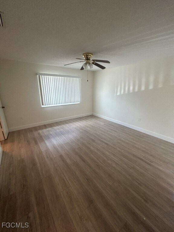 Photo - 4527-4529 Skyline Blvd