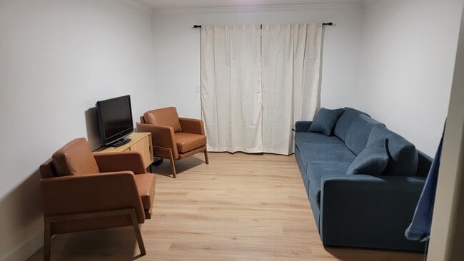 Photo - 591 N University Ave Unit 116