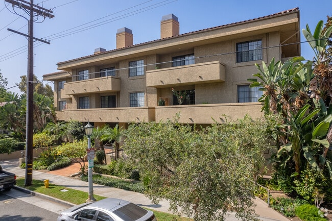 Photo - 221 S Oak Knoll Ave