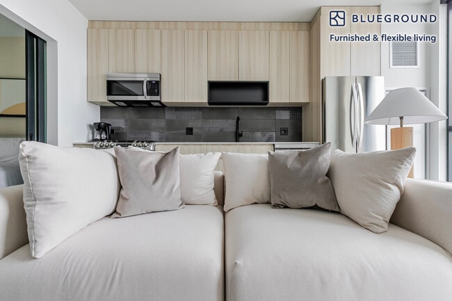 Photo - 1400 W Randolph St Unit FL10-ID1353