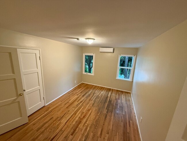 Photo - Charming One-Bedroom Apartment | South of the Blvd – Sherman Oaks Unidad 2