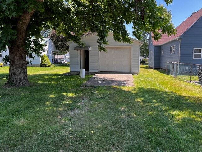 Photo - Love Where You Live in this Cozy 2 Bedroom... House