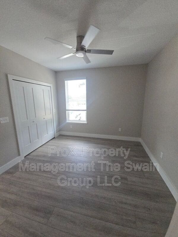 Photo - 701 Bates Ave SW Unidad 201